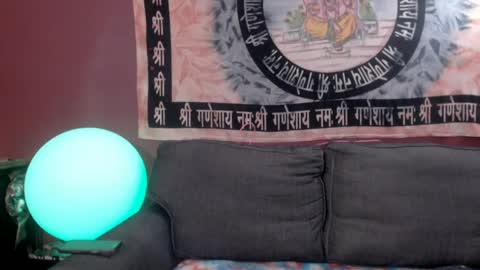 Only1JTreasure online show from December 22, 4:50 am