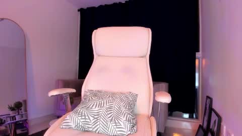 misssaray official online show from October 13, 2:02 am