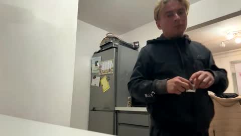 onlyloveyoutwice2016 online show from November 6, 7:50 pm