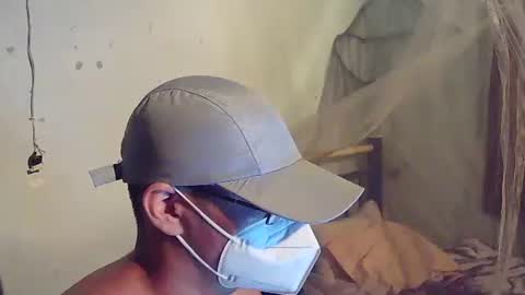 oomaurooo online show from November 22, 7:29 am