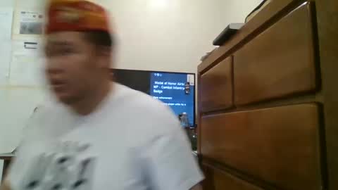 Snapshot of oorah1775 chatting on December 8, 4:33 am oorah1775 online show from December 8, 4:33 am