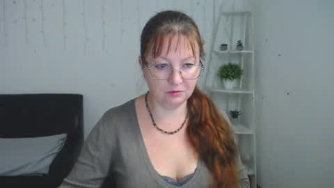 Vanessa online show from November 5, 6:04 am