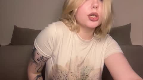 Ophelia online show from March 7, 10:43 pm