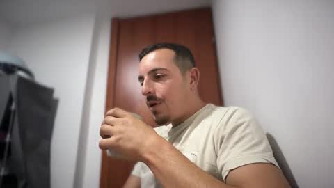 or online show from November 22, 9:24 pm