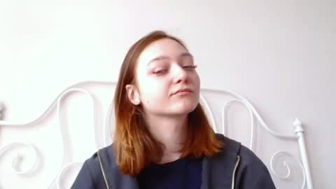 Melani  online show from April 27, 7:06 am