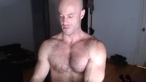 Snapshot of oregon87 chatting on February 5, 5:09 am The Oregon Lumberjack online show from February 5, 5:09 am