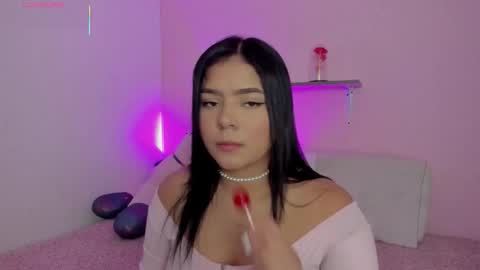 Miss Guzman  online show from December 19, 11:22 pm