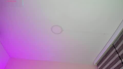 Miss Guzman  online show from November 11, 11:07 pm