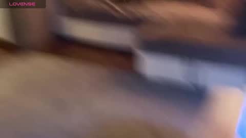 orimalike online show from December 1, 4:43 pm