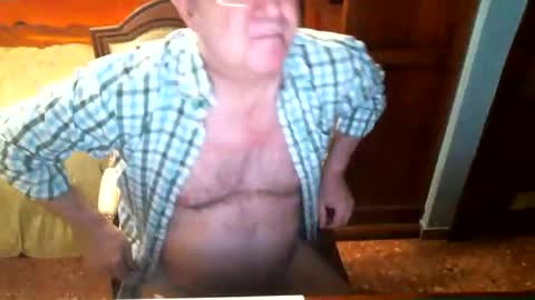 Oscar online show from December 29, 5:44 pm