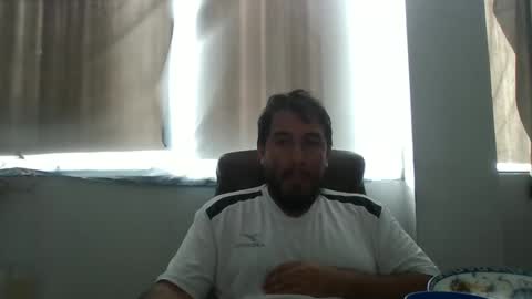 Snapshot of oscaryn_martell chatting on January 3, 1:24 pm oscaryn_martell online show from January 3, 1:24 pm