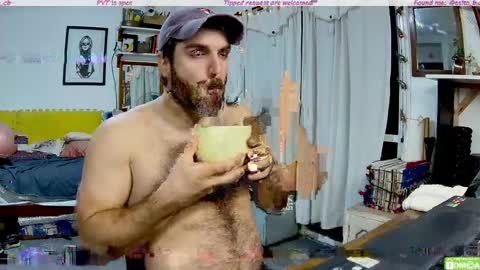 Osito Blanco online show from May 5, 9:31 pm