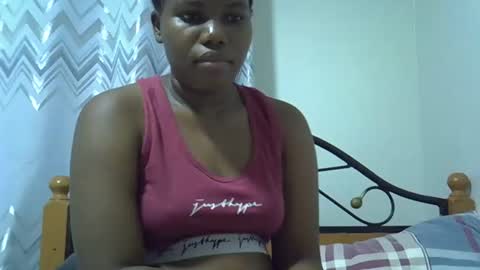 Snapshot of osoprettyebony chatting on September 25, 9:11 pm osoprettyebony online show from September 25, 9:11 pm