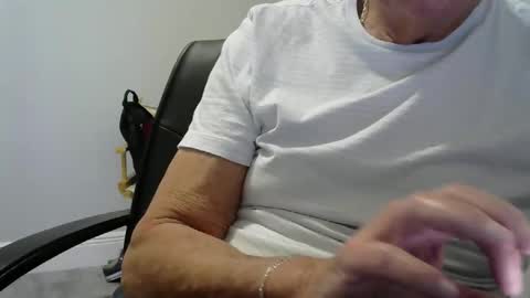 Ossi online show from March 22, 10:14 pm