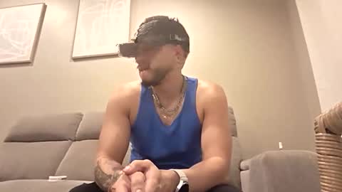 Chulo CLos online show from January 19, 5:39 am