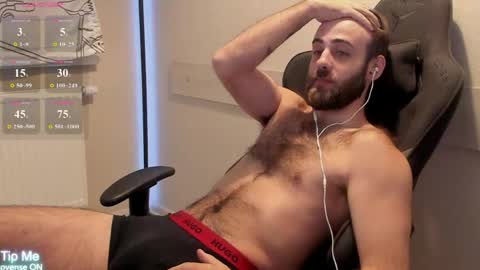 Otis online show from May 10, 8:15 pm