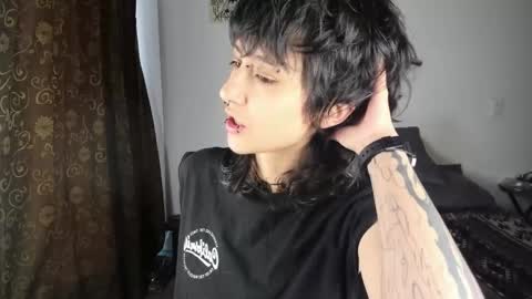 Otto 3 online show from February 1, 1:52 pm