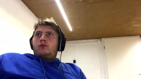 outflayd online show from November 18, 12:02 am