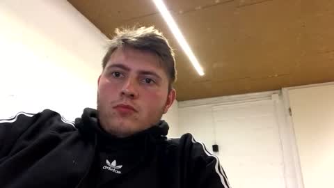 outflayd online show from November 13, 11:40 pm