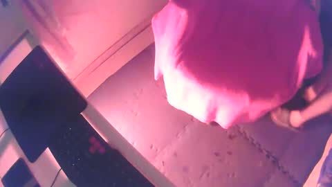 ovidio8111 online show from December 16, 6:31 am