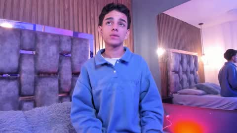 Owen Johnson online show from February 5, 12:20 pm