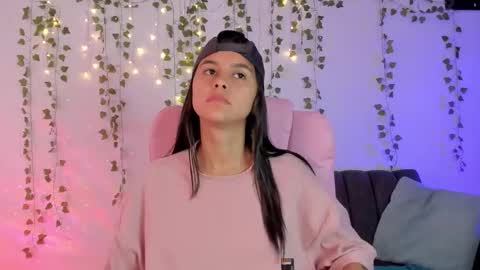 Owen foxx online show from December 22, 3:19 pm