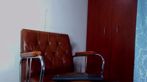 OWEN-STONE online show from February 20, 3:06 am