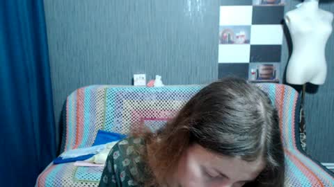 Ella online show from March 28, 8:27 am