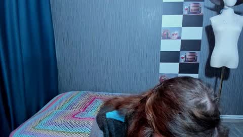 Ella online show from January 19, 8:13 am