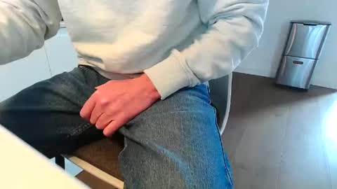 pablo19692017 online show from March 30, 9:42 am