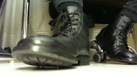 Snapshot of pablomenesssl chatting on February 2, 8:08 pm Pablo Meness online show from February 2, 8:08 pm