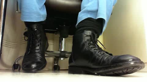 Snapshot of pablomenesssl chatting on March 5, 6:12 pm Pablo Meness online show from March 5, 6:12 pm