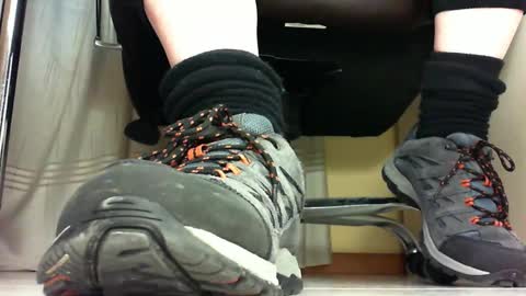 Snapshot of pablomenesssl chatting on March 3, 6:46 pm Pablo Meness online show from March 3, 6:46 pm