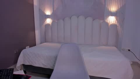 pamela online show from October 31, 8:53 pm