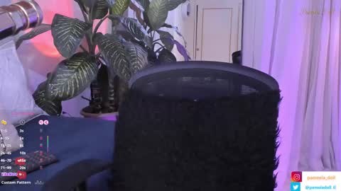 Snapshot of pamela_doll3 chatting on March 10, 7:00 am pamela online show from March 10, 7:00 am