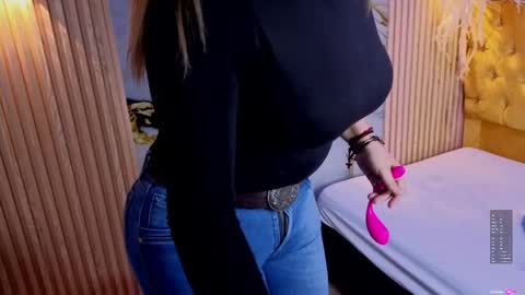 pamela_milf46 online show from June 2, 12:51 pm