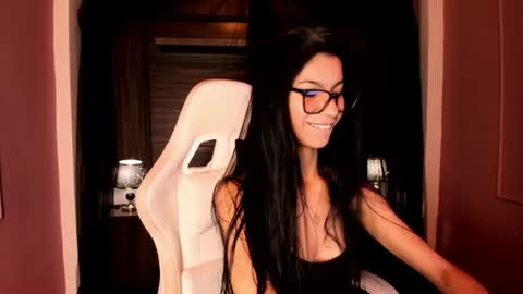 P A M  online show from June 10, 4:12 am