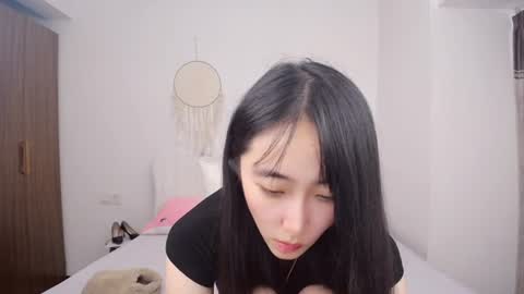 pamelabecke online show from June 23, 7:49 am