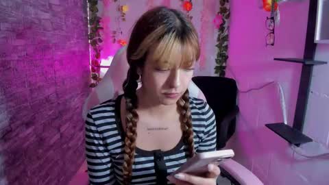 pamelajhonsom online show from October 28, 1:56 pm