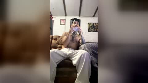 panthers_room online show from March 28, 11:17 pm