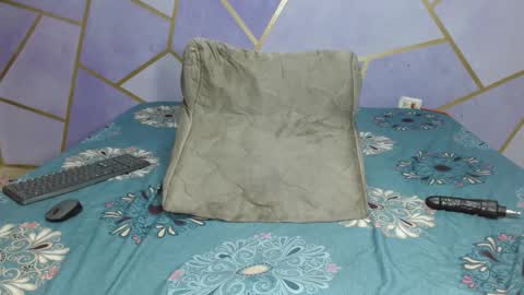 Paola Stone online show from February 2, 1:25 am