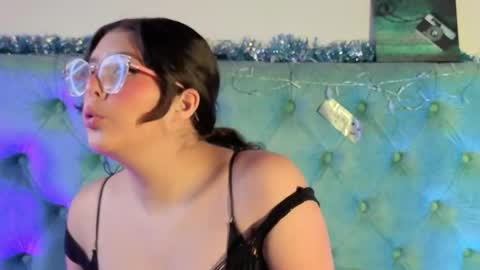 Paola Lyon online show from January 12, 12:45 pm