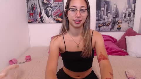 Paola online show from November 7, 12:29 pm