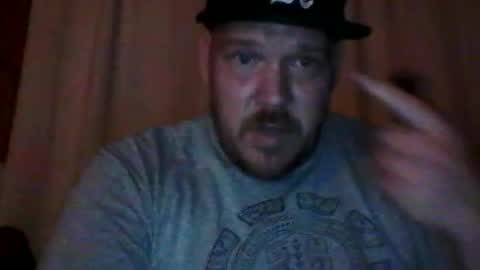 paolonoel37 online show from August 3, 4:25 am