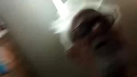 Snapshot of papajb70 chatting on March 1, 10:02 am papajb70 online show from March 1, 10:02 am