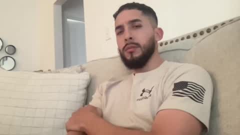 papicubano_guapo23cm online show from November 16, 5:59 pm