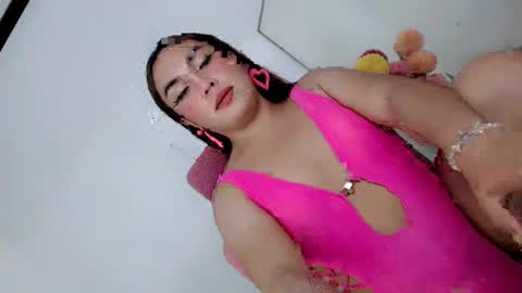 Fina Dwarf online show from March 8, 4:39 pm