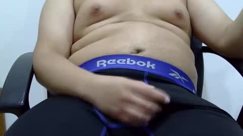 Snapshot of papimexicano703 chatting on December 26, 5:04 am papi mexicano en boxers online show from December 26, 5:04 am