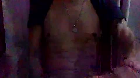 Snapshot of papy_dani33 chatting on March 4, 8:02 am papy_dani33 online show from March 4, 8:02 am