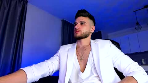 Paris online show from November 29, 9:22 pm